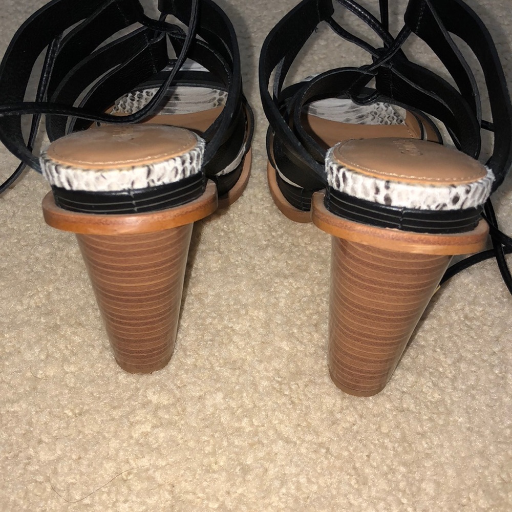 Calvin Klein Panelope Toscana Leather Sandals - Picture 5 of 8